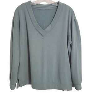 Orvis | Women's Green/Blue V-Neck Dropped Shoulders Sweatshirt (Size XL)
